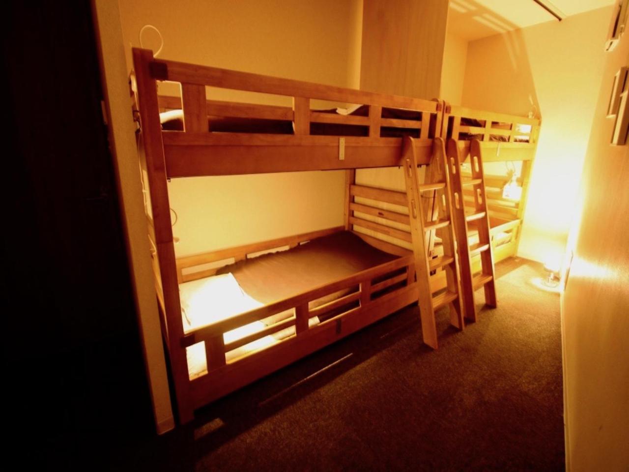 Osaka Guesthouse Nest Exterior photo